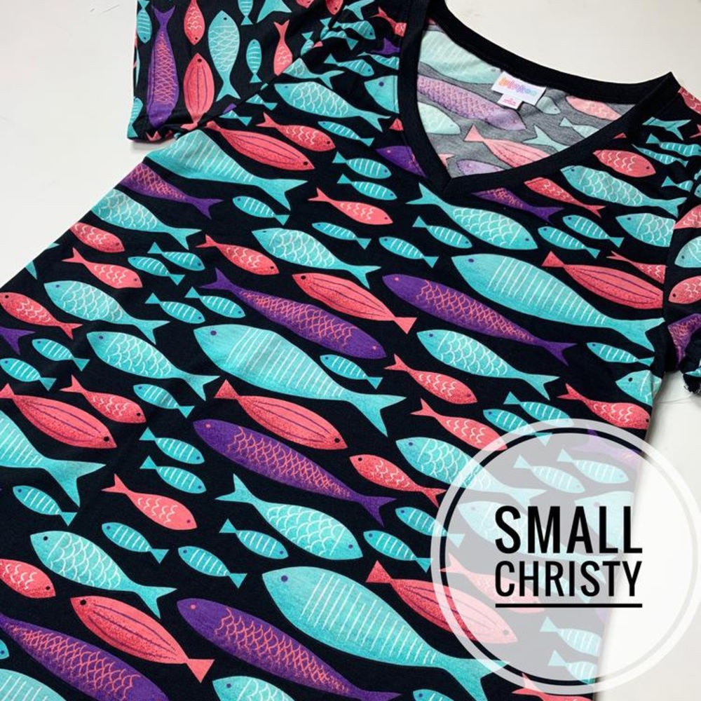 BNWT Lularoe Christy Tee